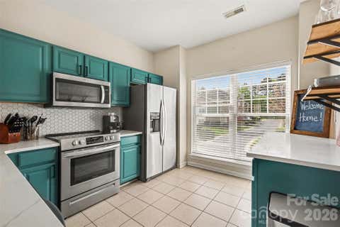 Photo of 2729 Avalon Loop Road, Charlotte, NC 28269 (MLS # 4366095)