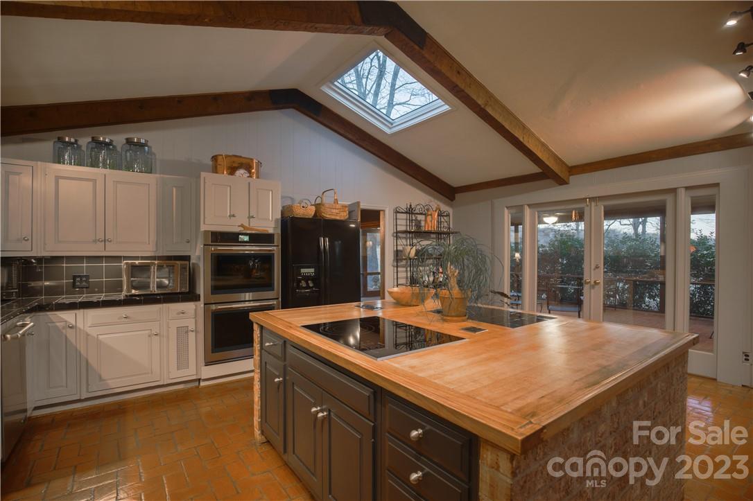 Red Fox - Residential