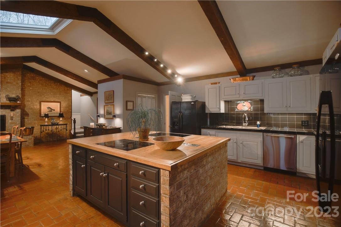 Red Fox - Residential