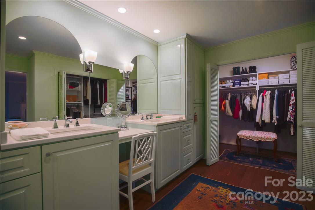 Red Fox - Residential