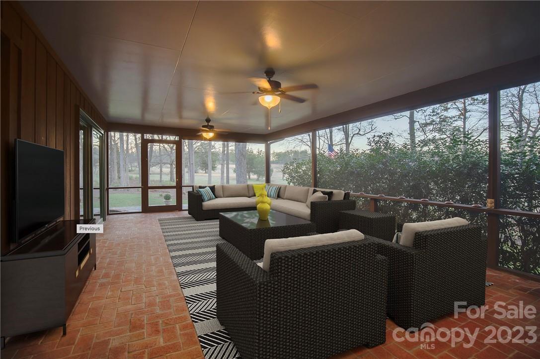 Red Fox - Residential