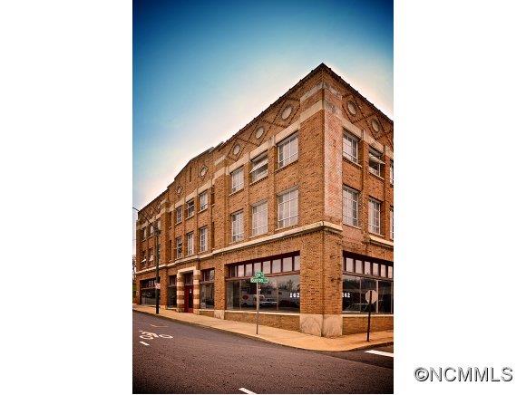 Downtown District - Commercial Sale