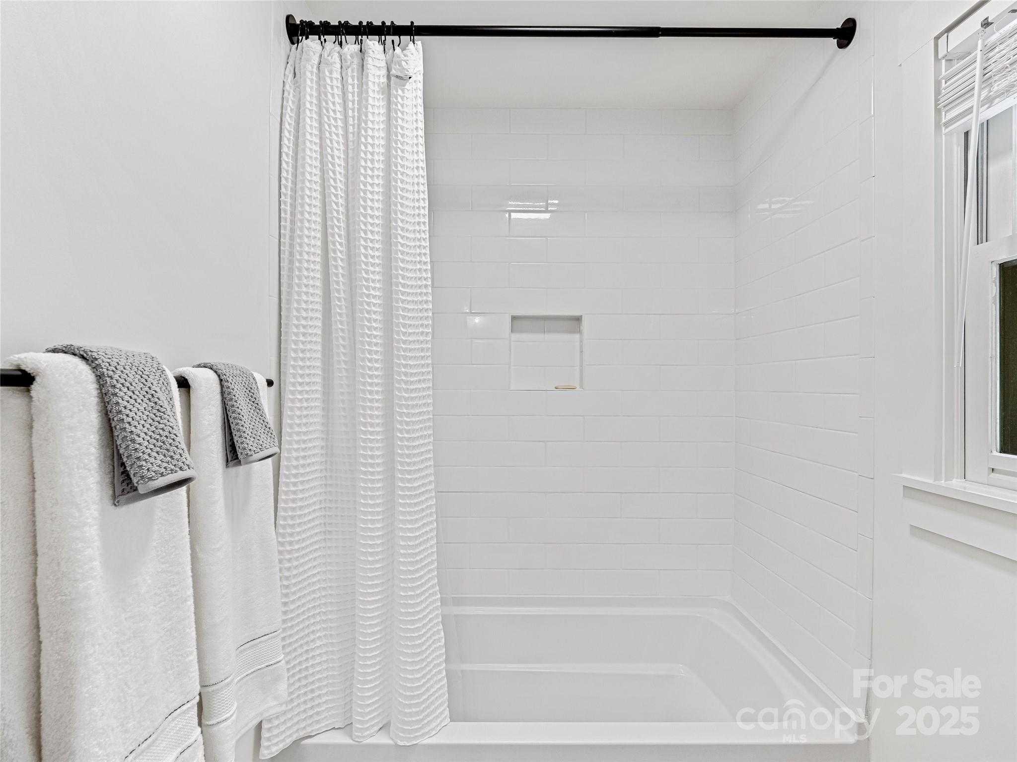 Lake Toxaway Estates - Residential