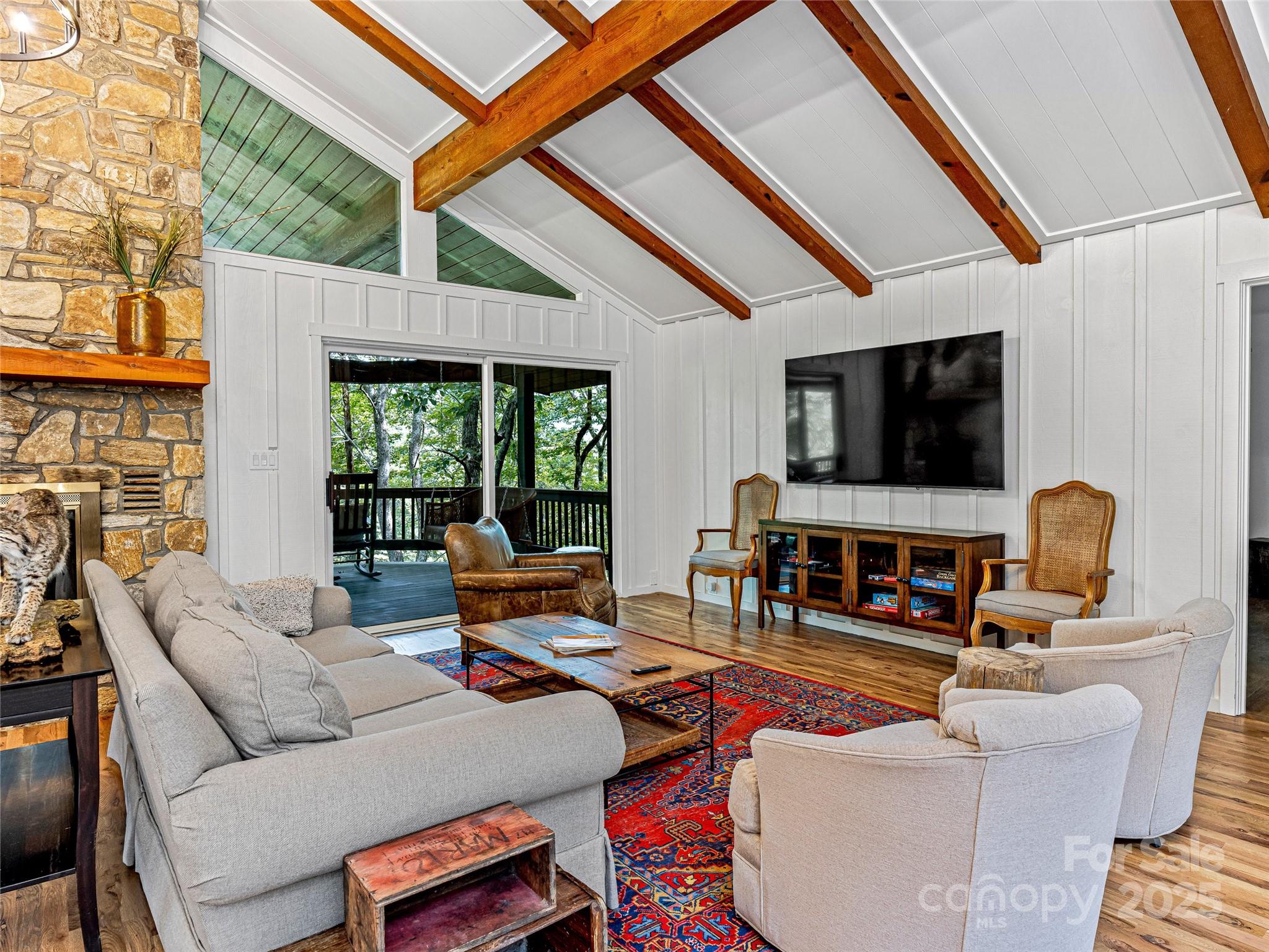 412 Cherokee Trace