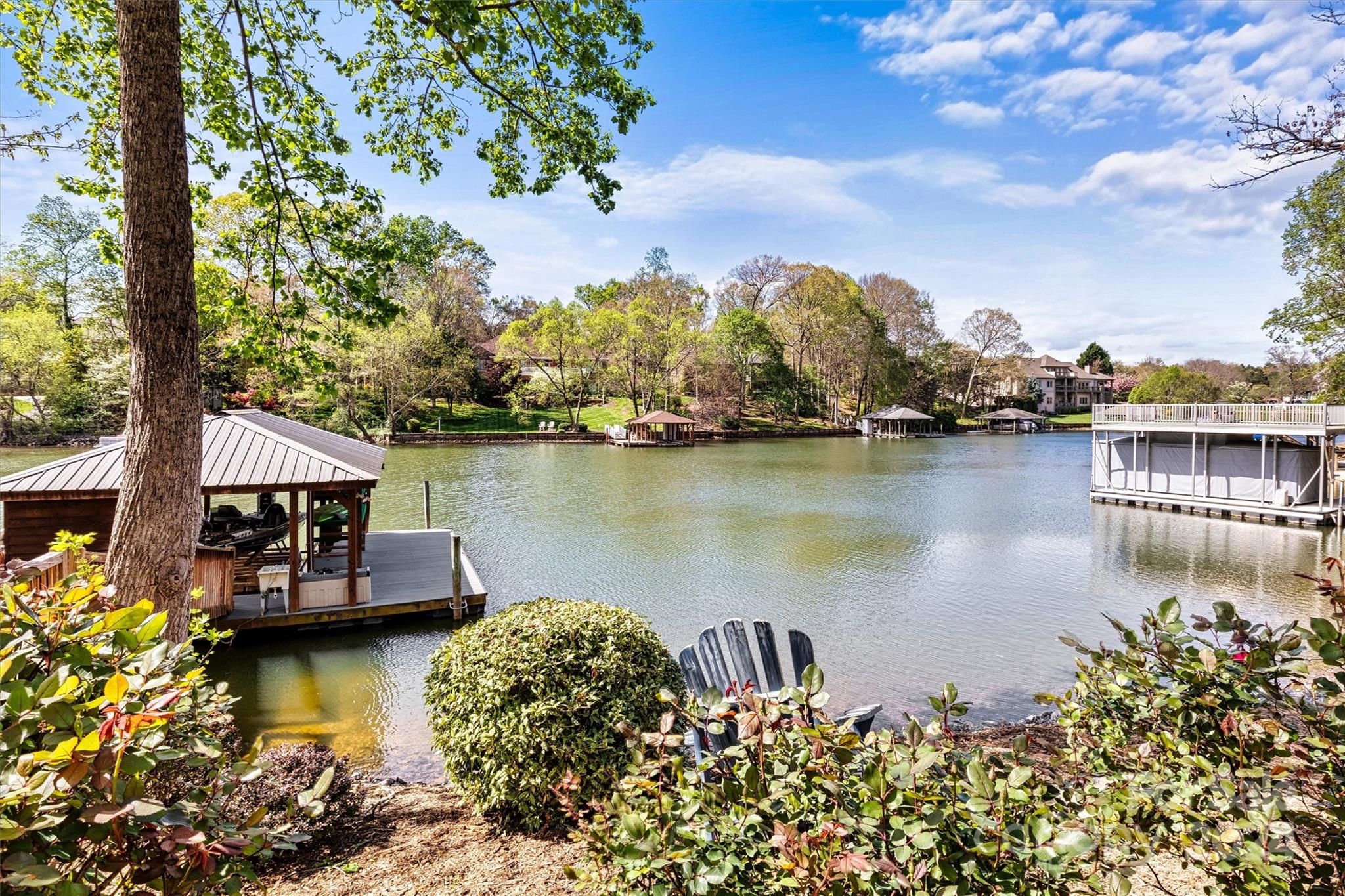 Moores Ferry - Residential