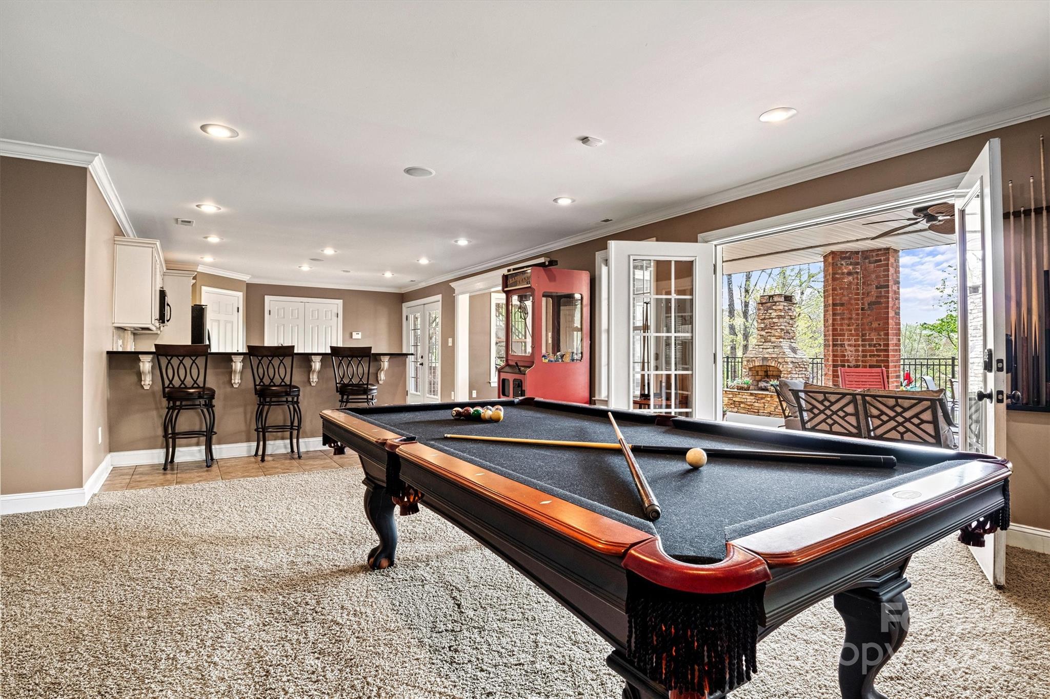 Moores Ferry - Residential