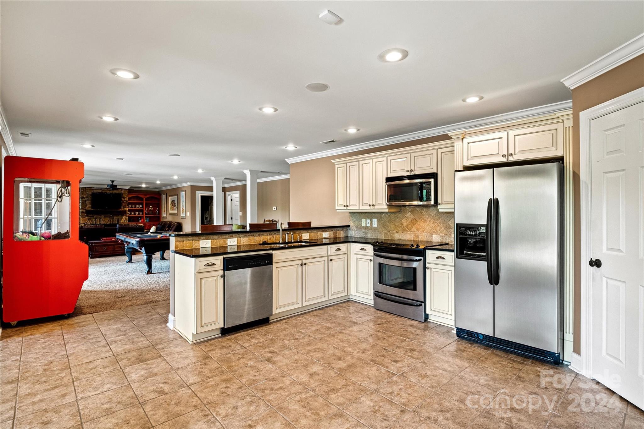 Moores Ferry - Residential