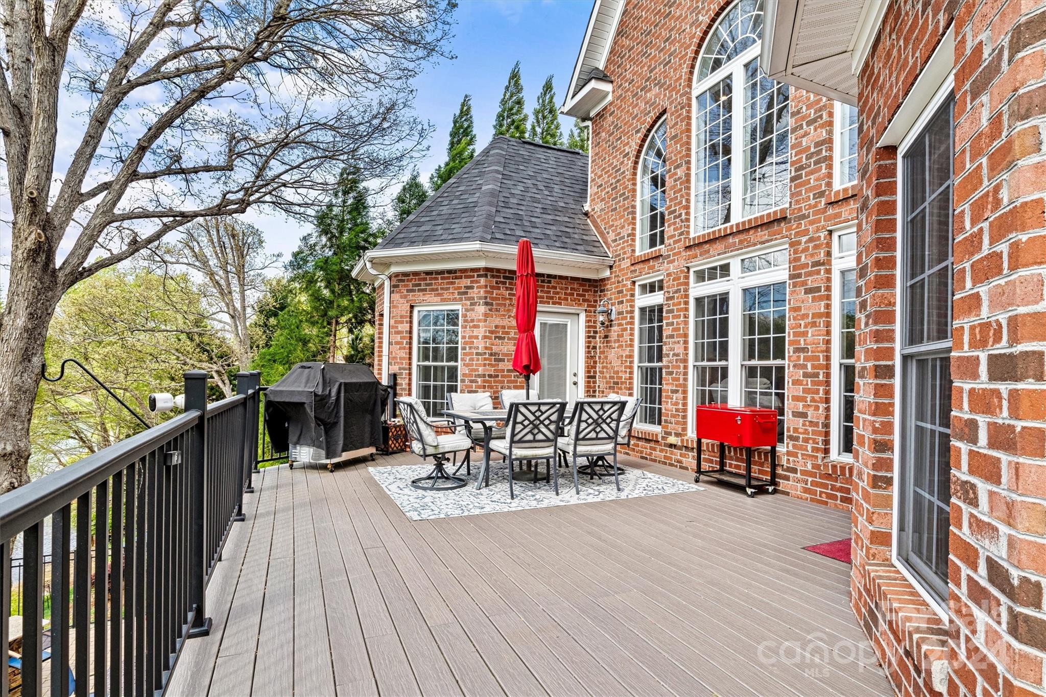 Moores Ferry - Residential