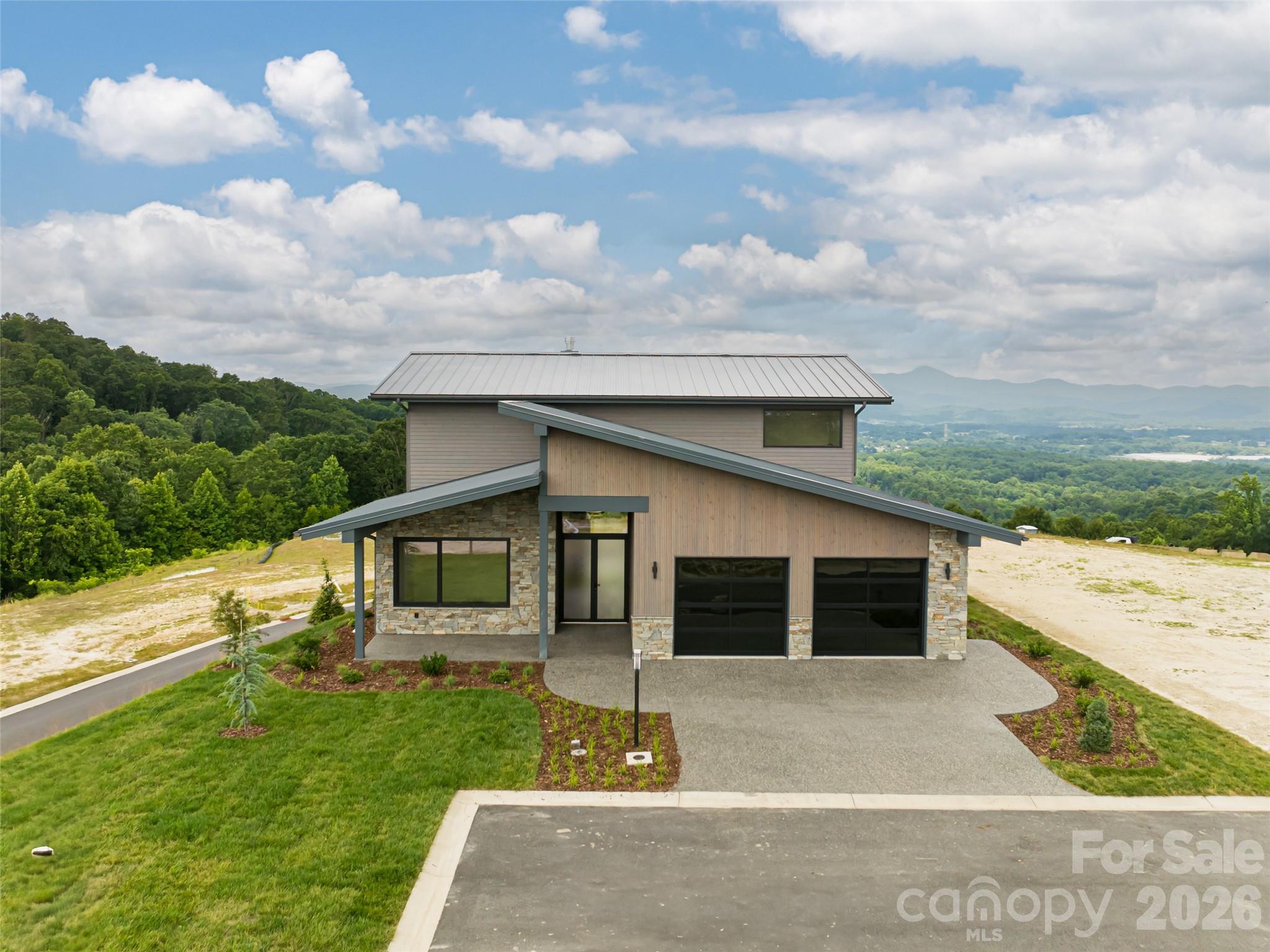 24 S Watchman Drive 10 & 11