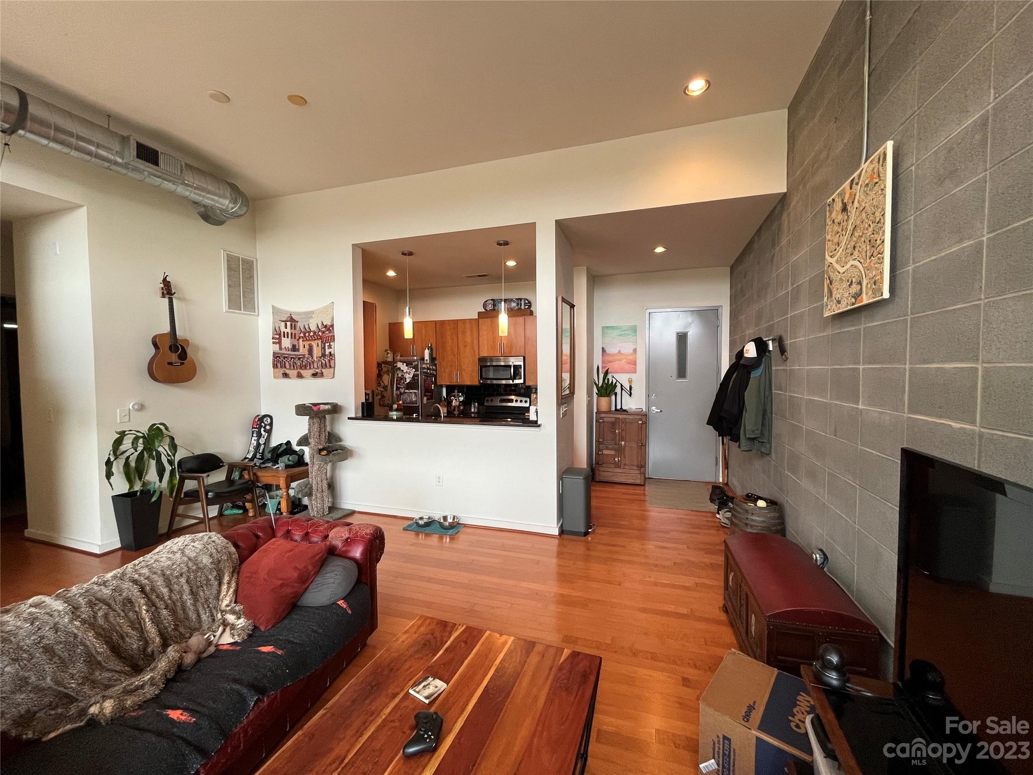 Plaza Vu - Residential