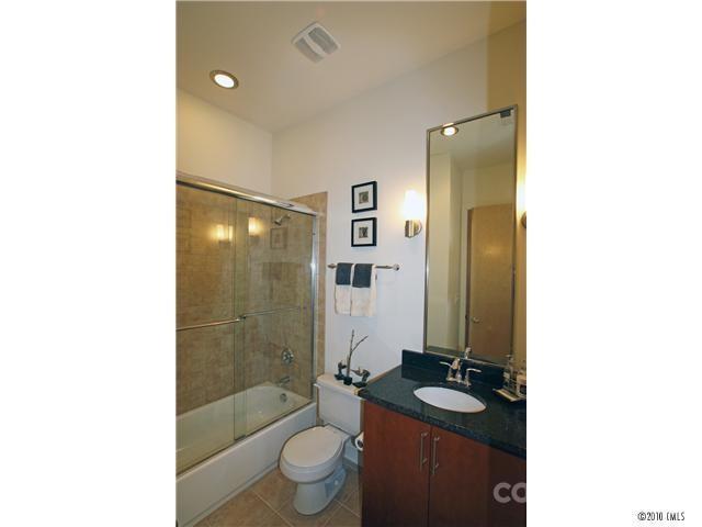 Plaza Vu - Residential