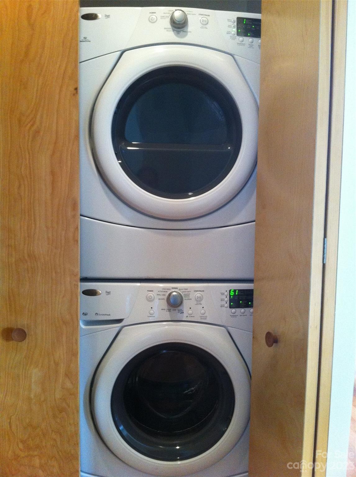 Plaza Vu - Residential