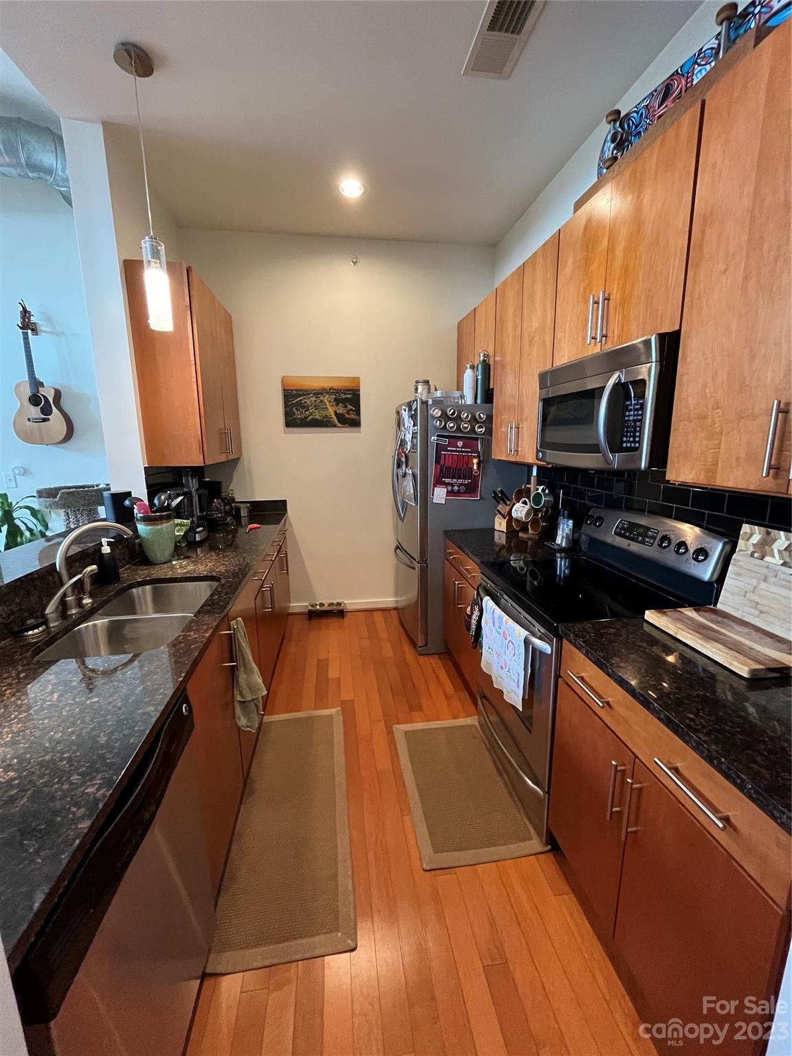 Plaza Vu - Residential