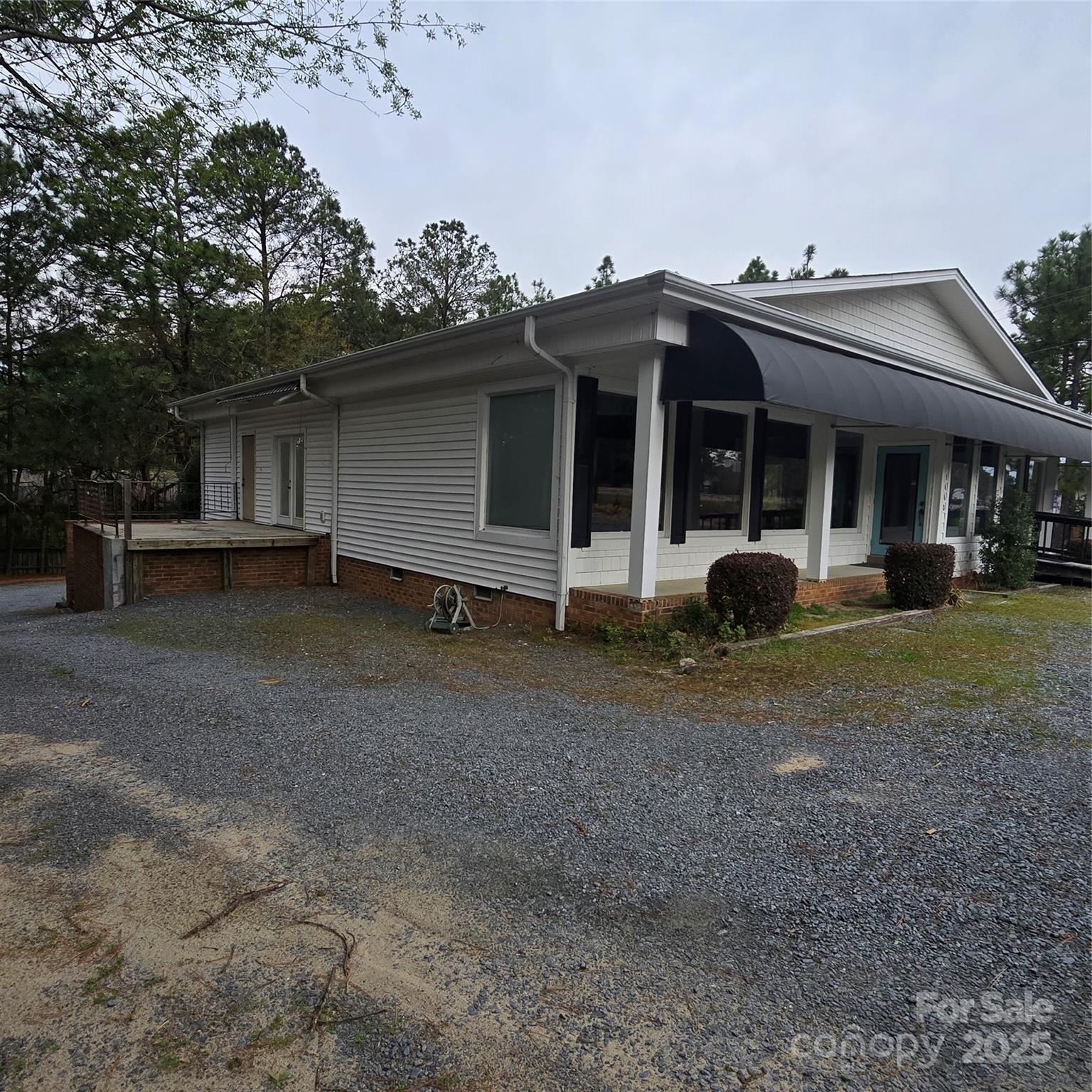 1460 NC HWY 5 Road