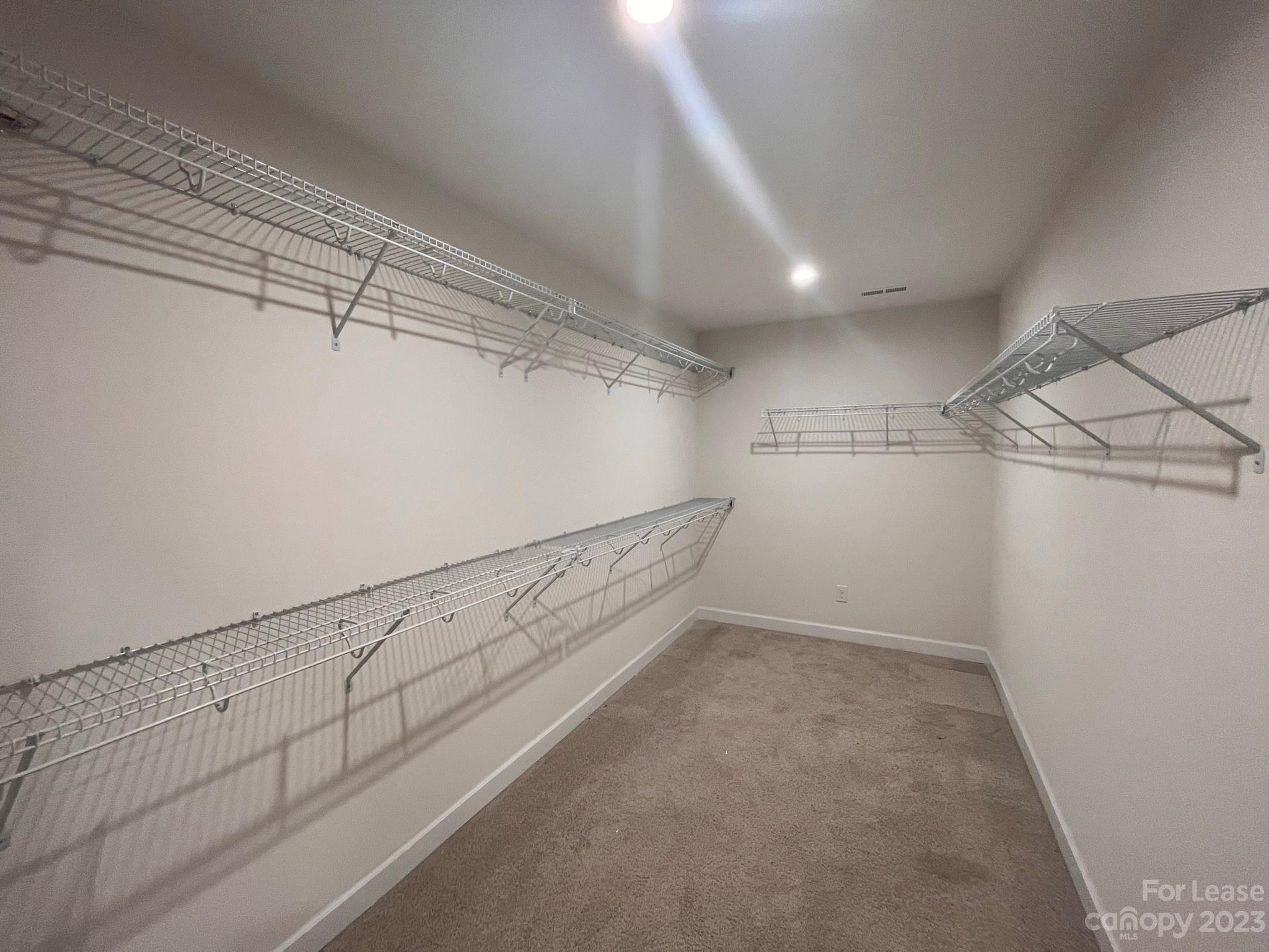 Haywyck Meadows - Residential Lease