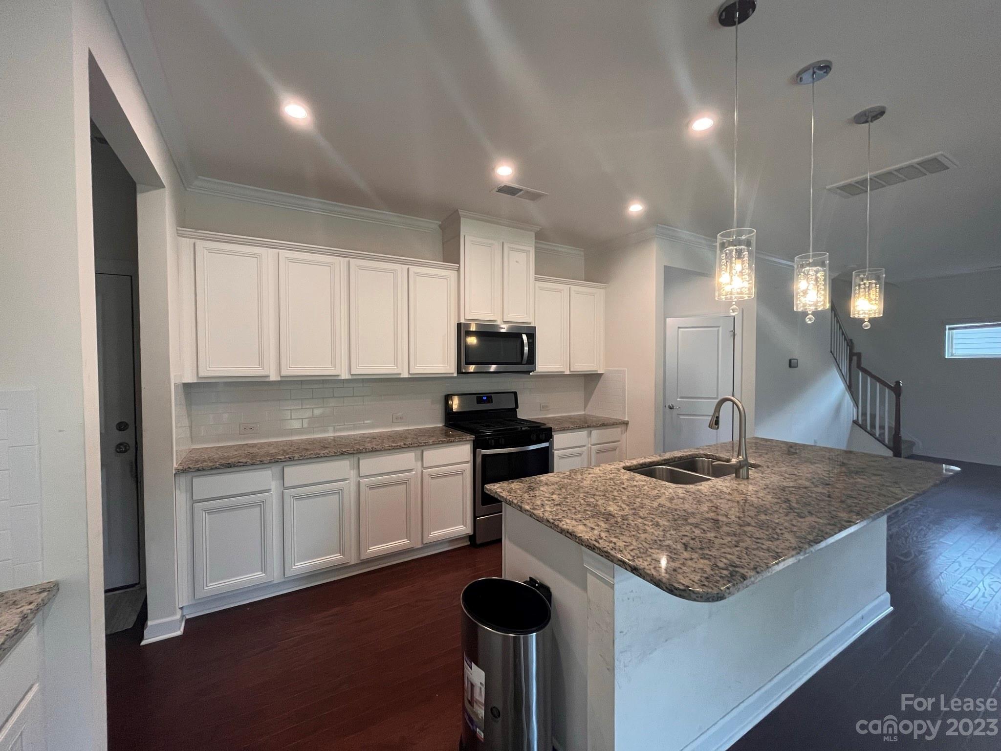 Haywyck Meadows - Residential Lease