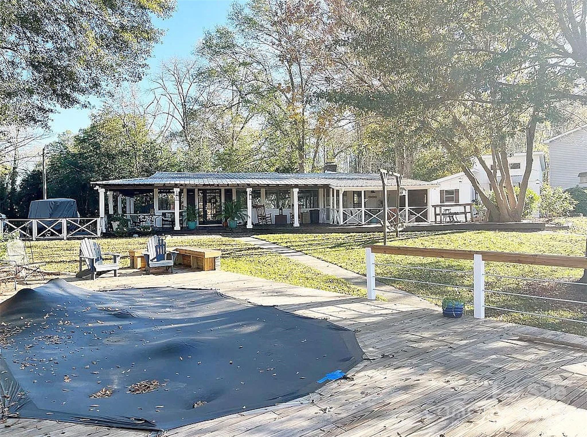 Riverfront - Residential