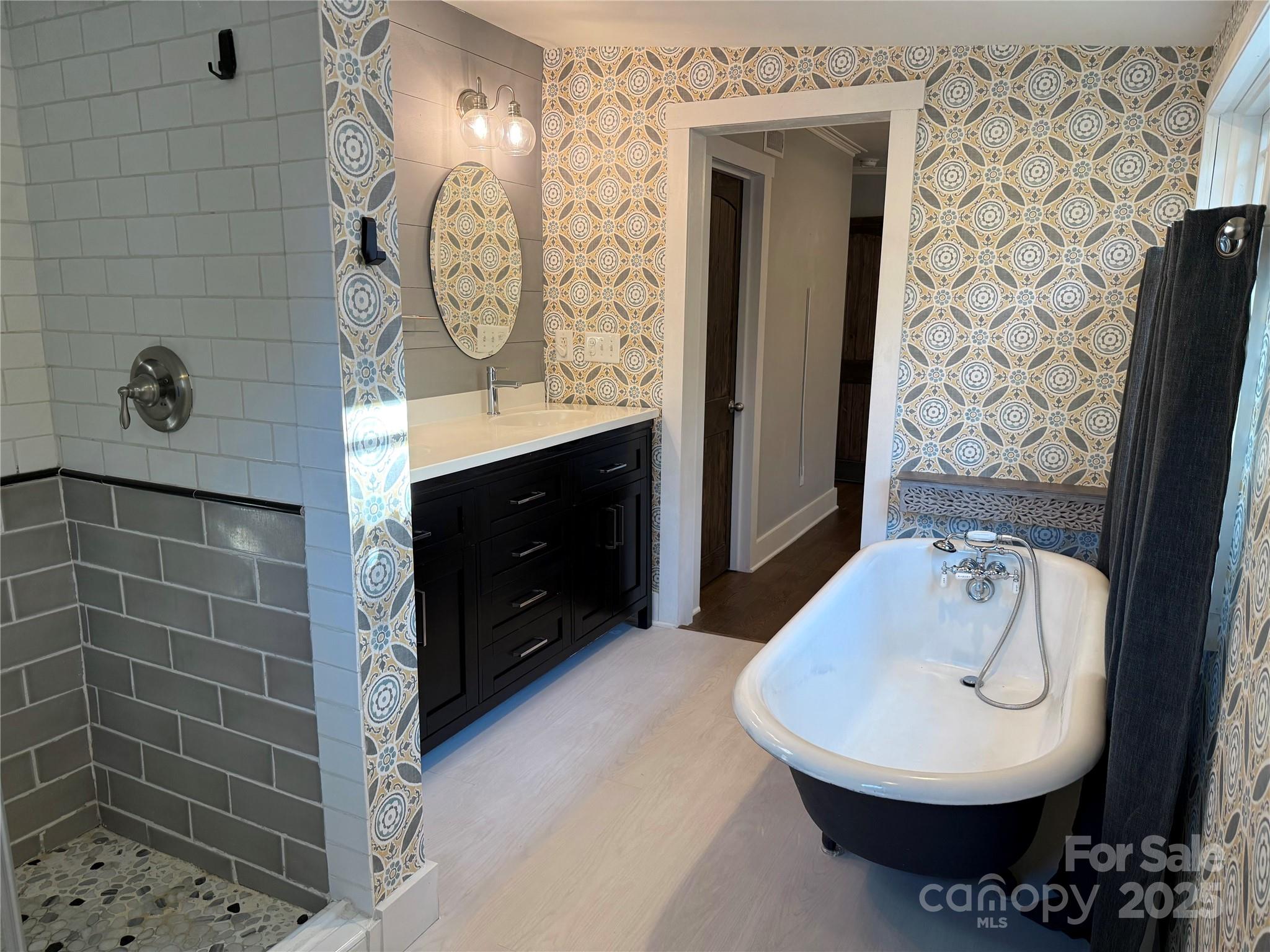 Riverfront - Residential