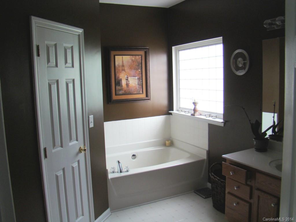 Steelechase - Residential