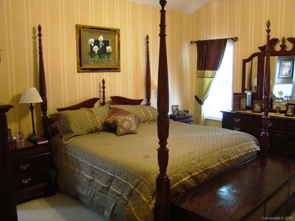 Steelechase - Residential