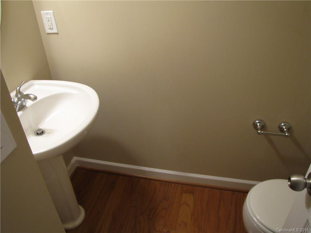 Riverwalk - Residential Lease
