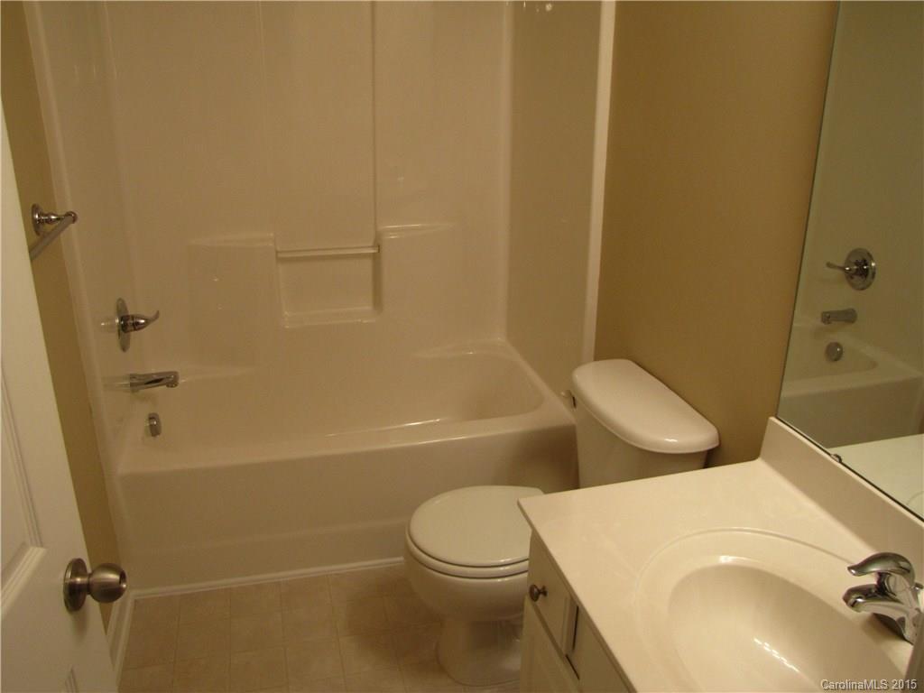 Riverwalk - Residential Lease