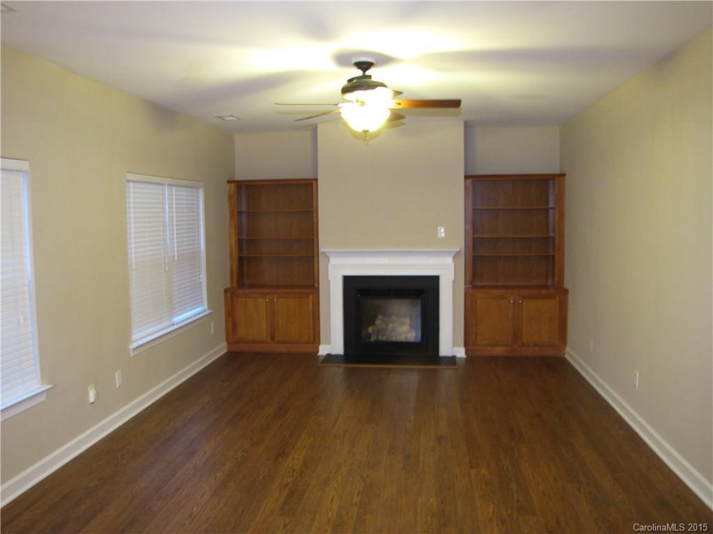 Riverwalk - Residential Lease
