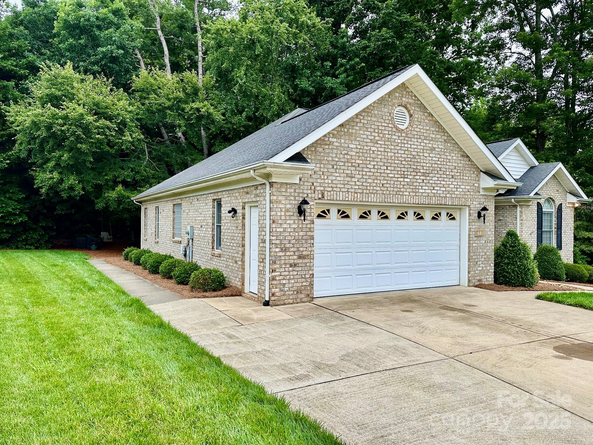 35 Wittenburg Springs Drive