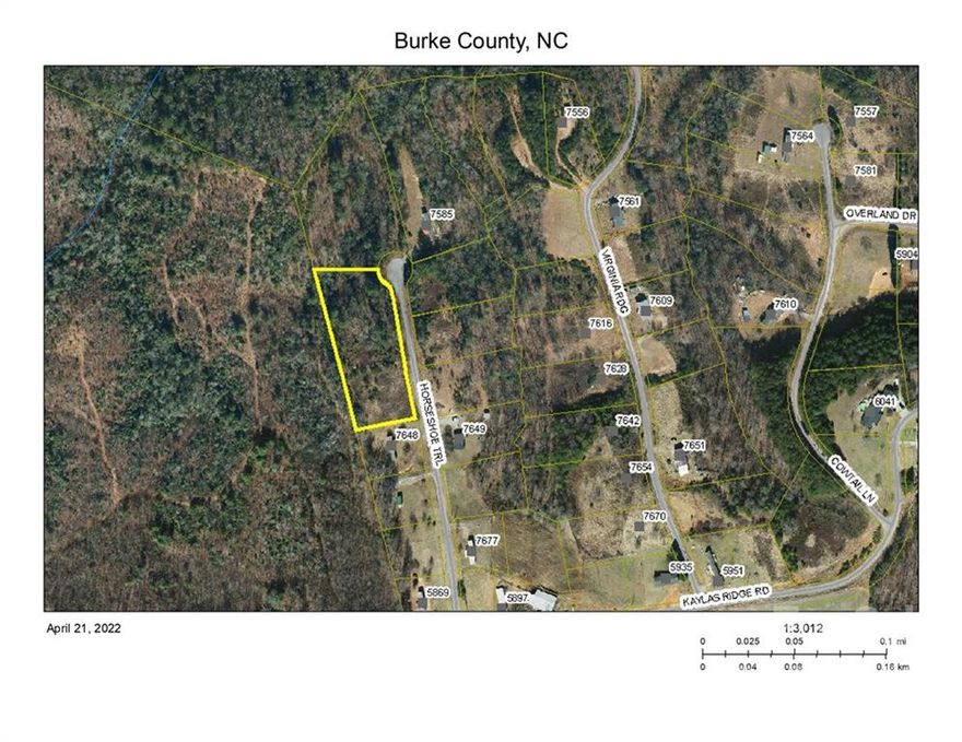 Kaylas Ridge Subdivision! This lot lays fairly level with a gentle slope near the end of a cultisac. If you are looking for your next home location this may be it! This subdivision offers few to no restrictions. Manufactured homes are allowed as well as modular or stick built. Close to Charlotte, Hickory or Morganton. Also very close to South Mountain State Park. Great location!
