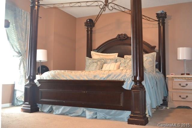 Longview Oaks - Residential