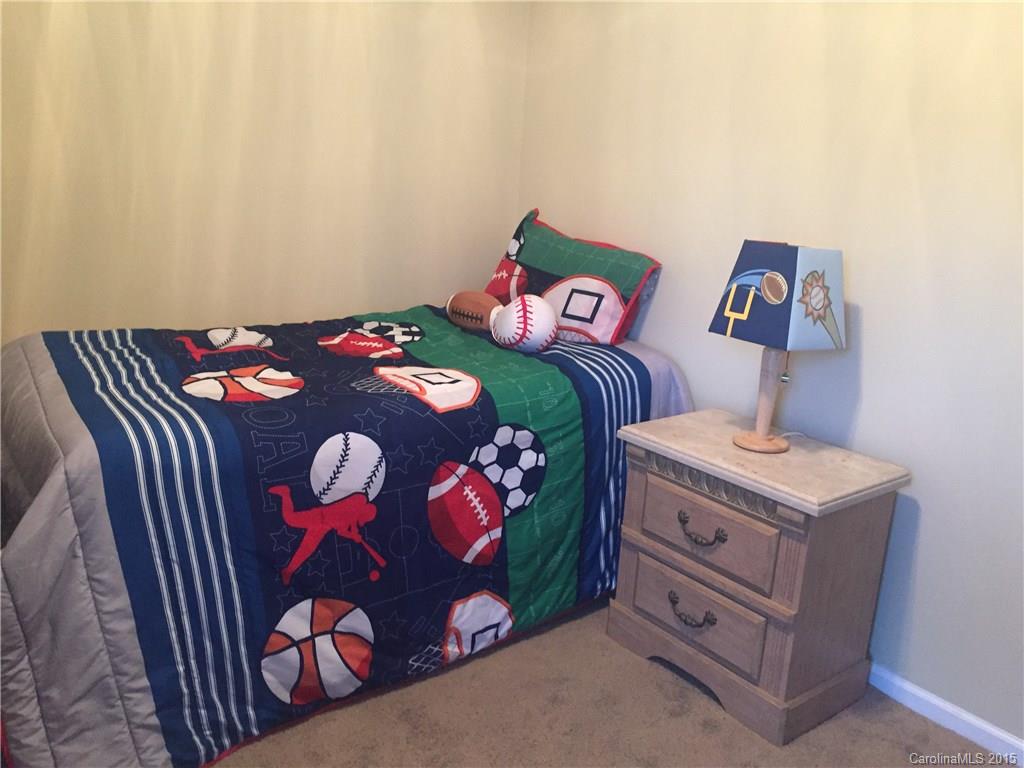 Longview Oaks - Residential