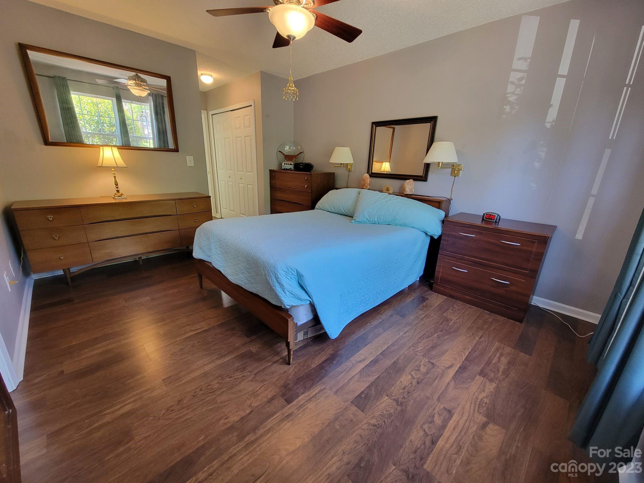 The Townes at River Crossing - Residential