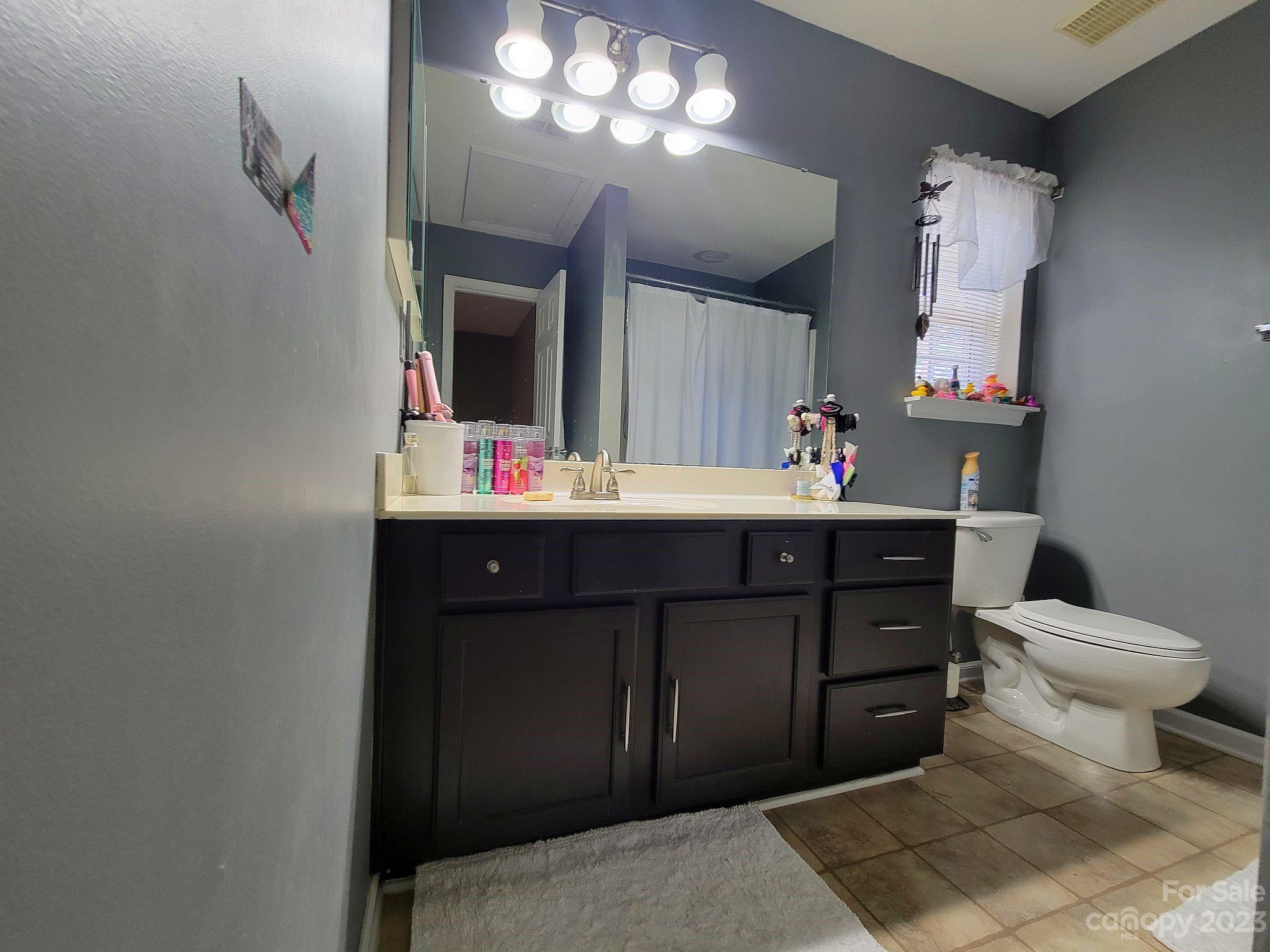 The Townes at River Crossing - Residential