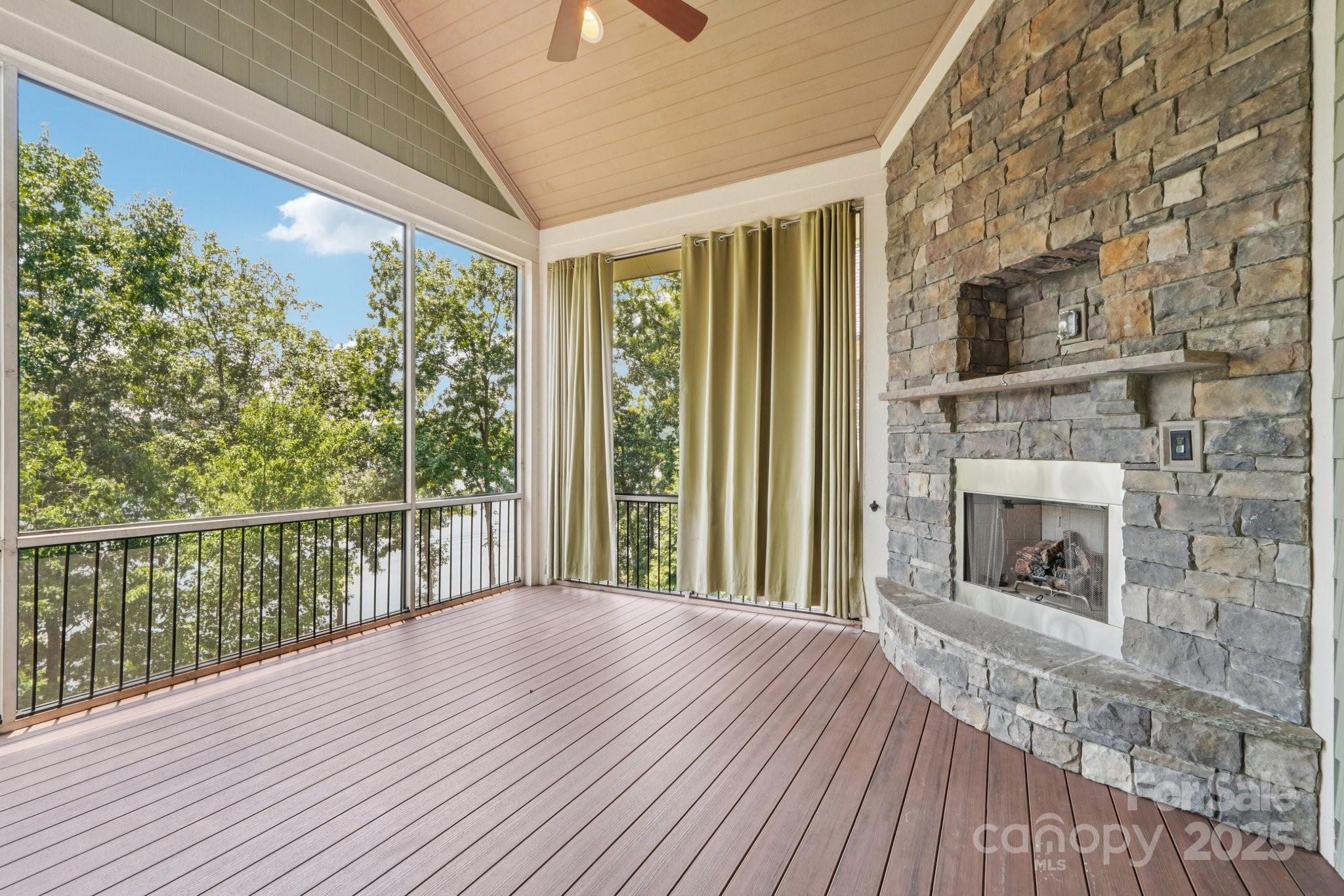 Reflection Pointe - Residential