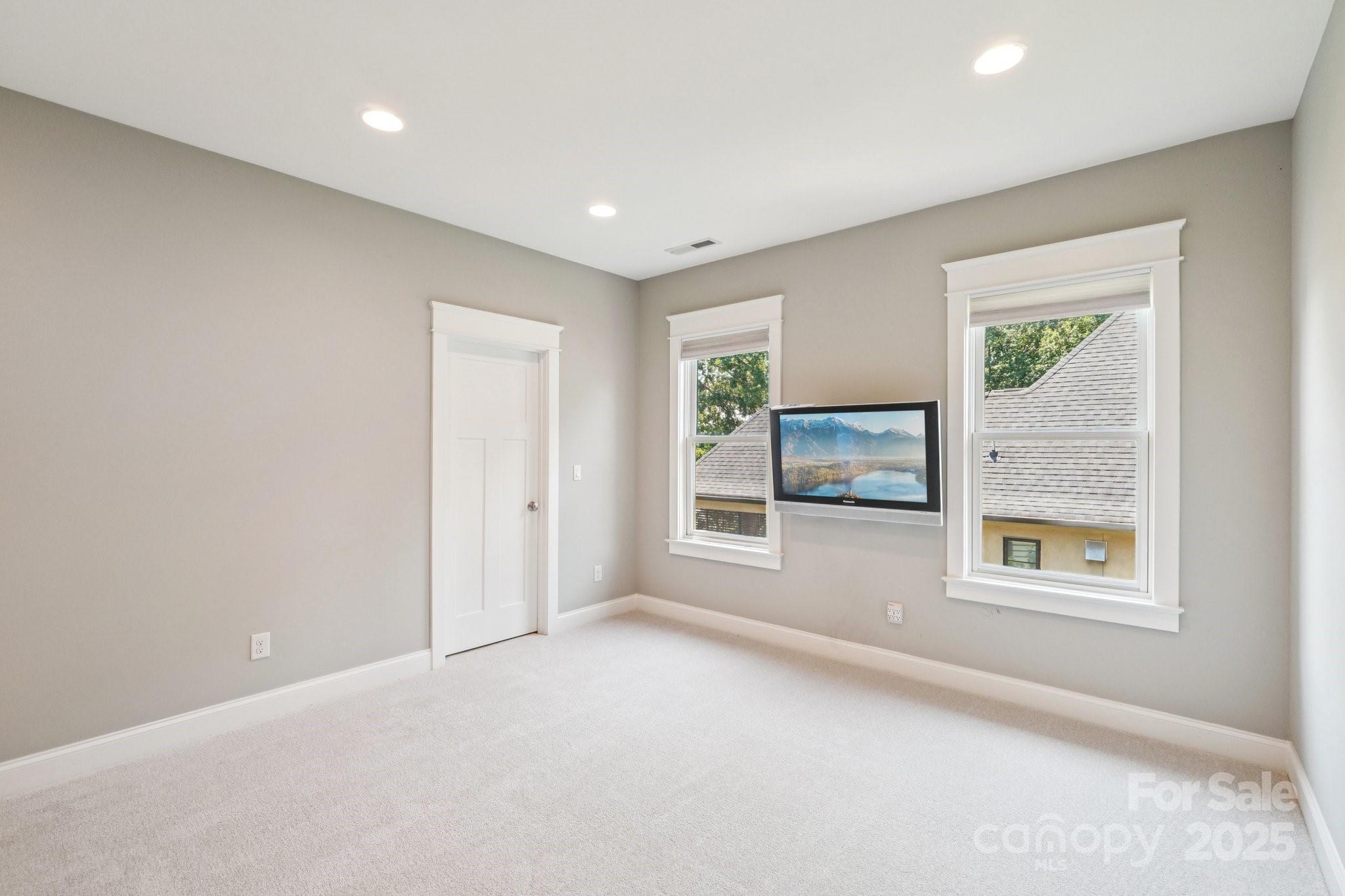 Reflection Pointe - Residential