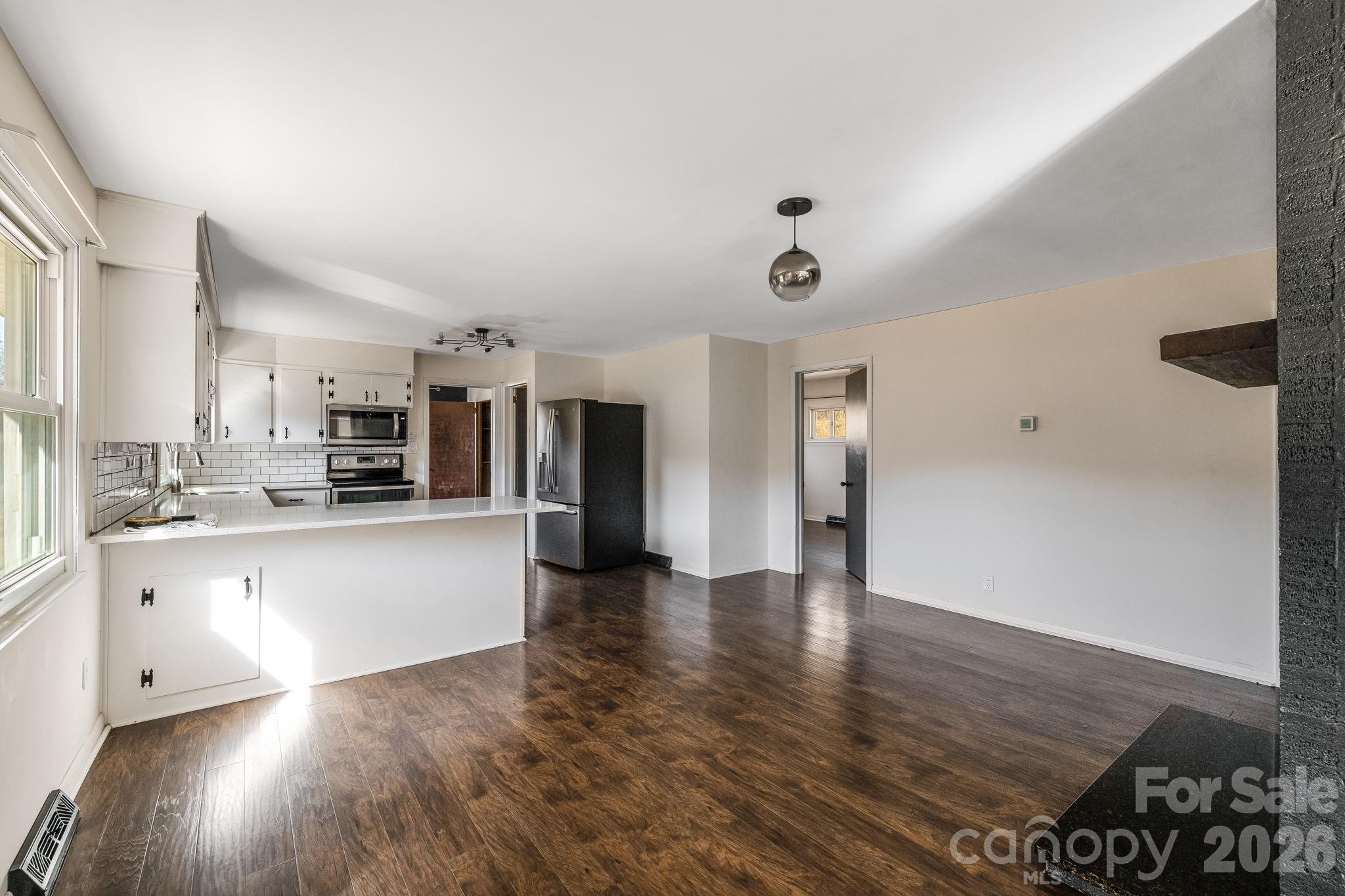20 Cedar Farm Road