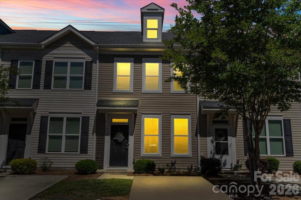 117 N Island Village Drive N