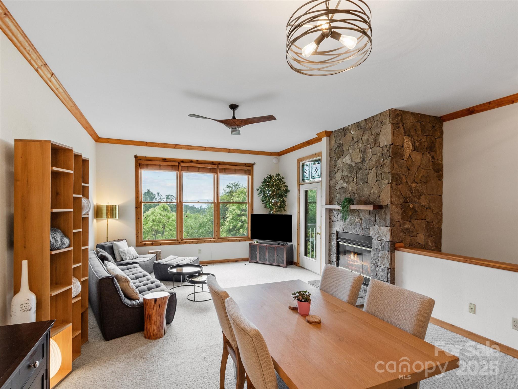 130 Stoney Falls Loop 2-102