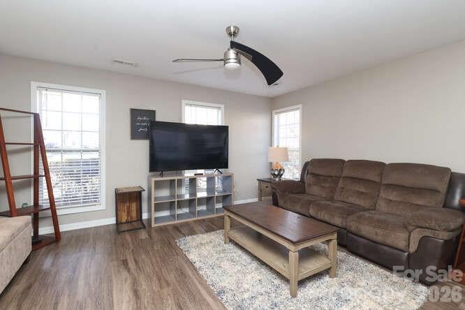 1109 Triece Lane