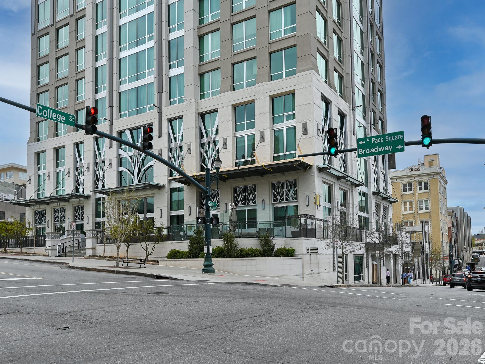 7 Patton Avenue 1103