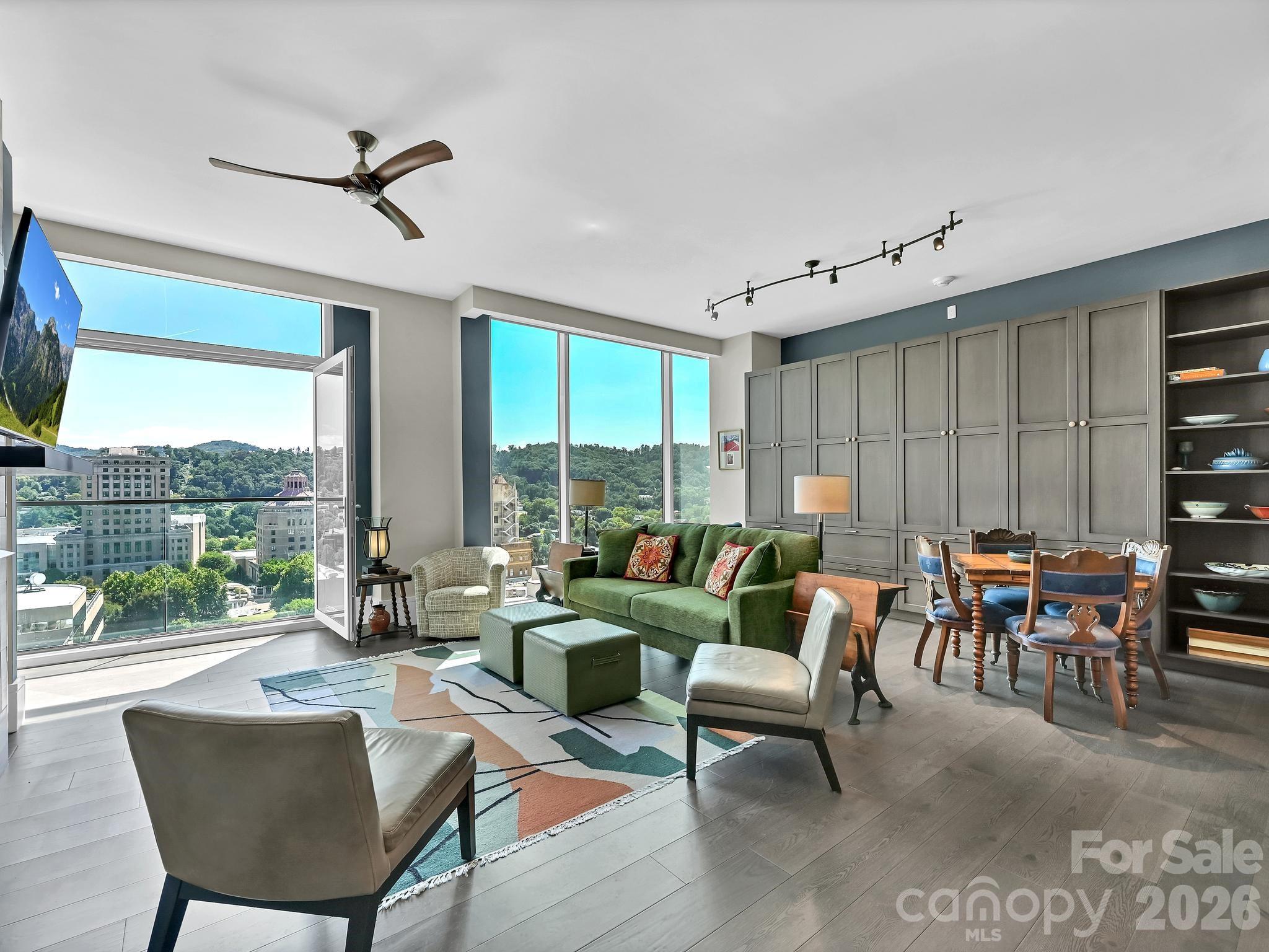 7 Patton Avenue 1103