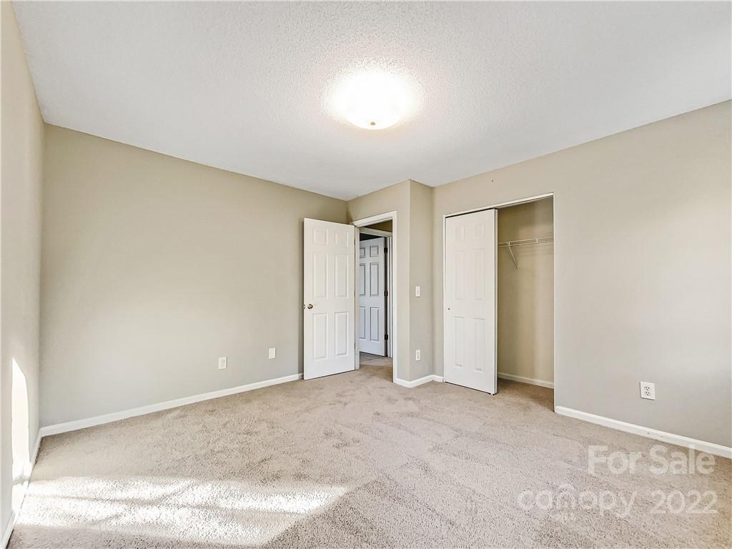 Ridge Crossing - Residential