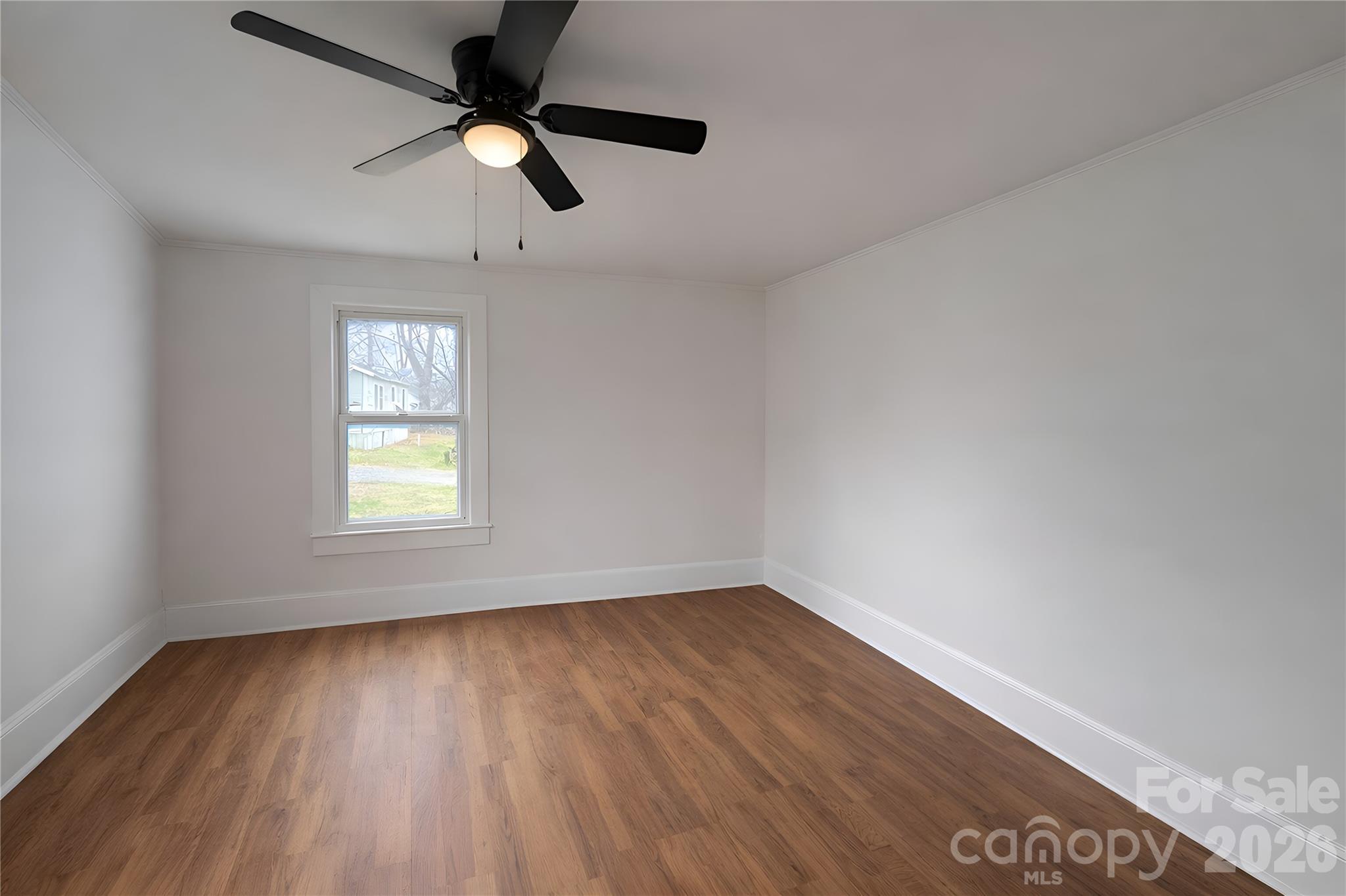 105 E Hartford Avenue