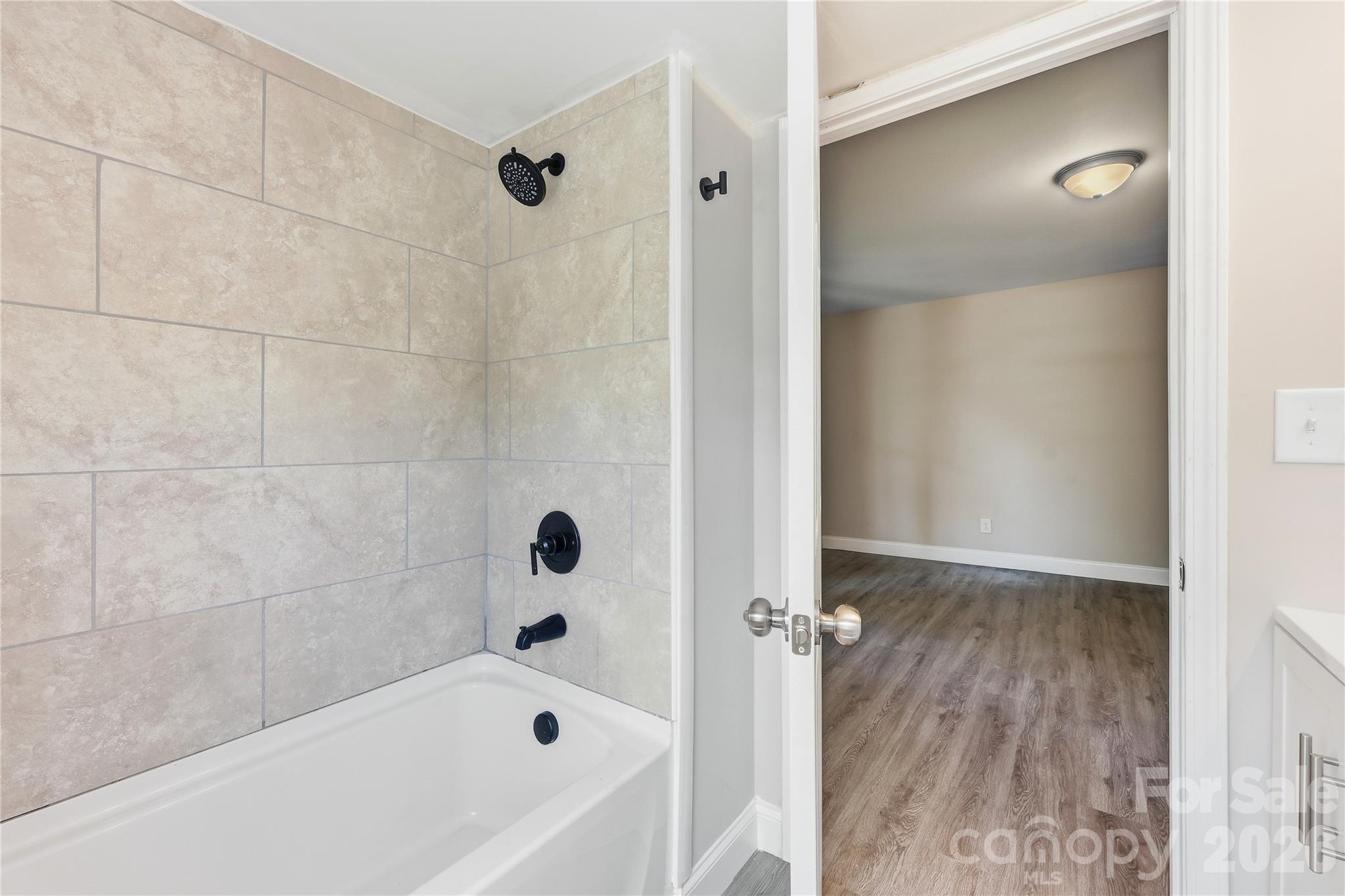 401 Franklin Avenue