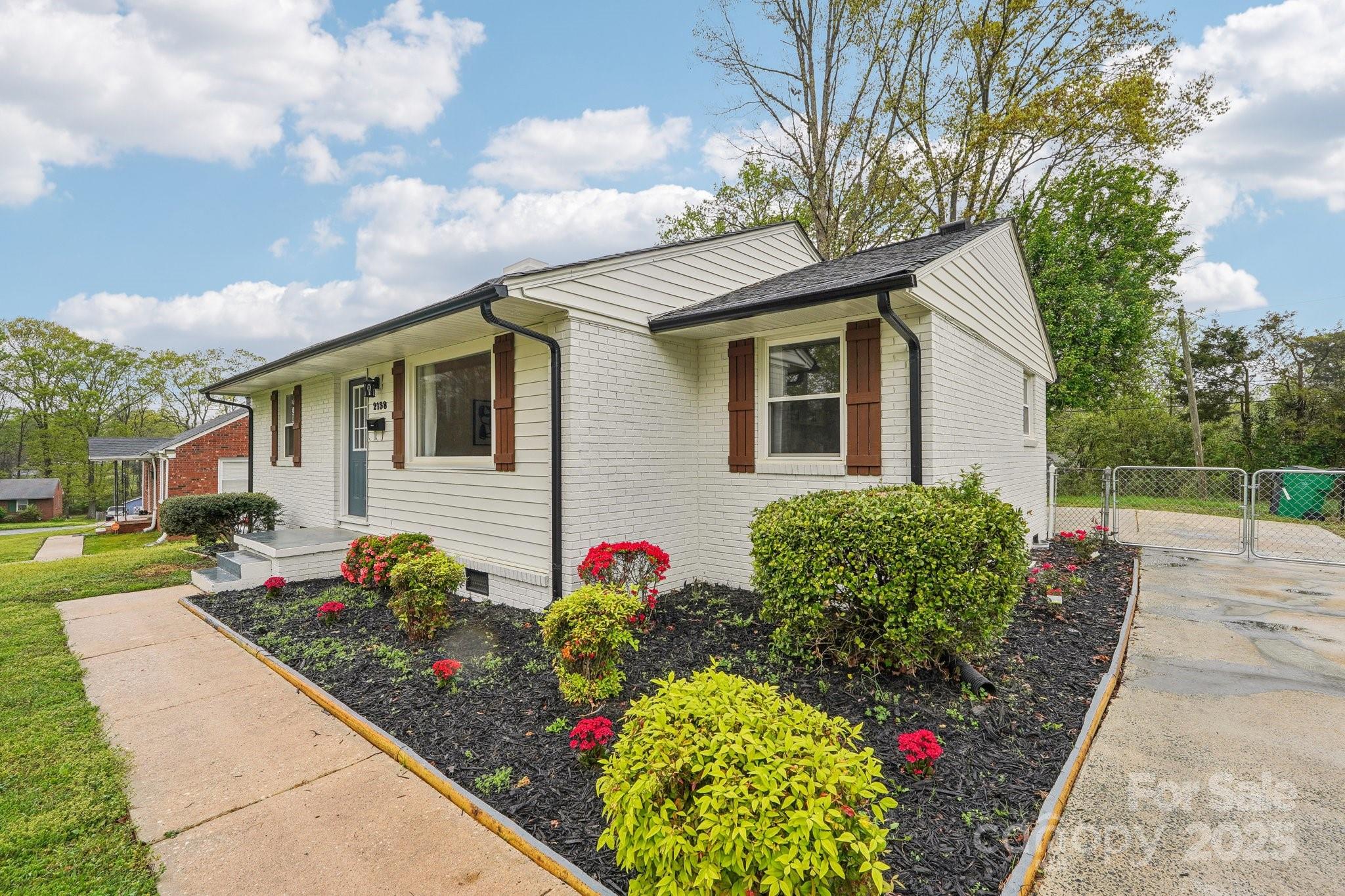 2138 Syracuse Drive