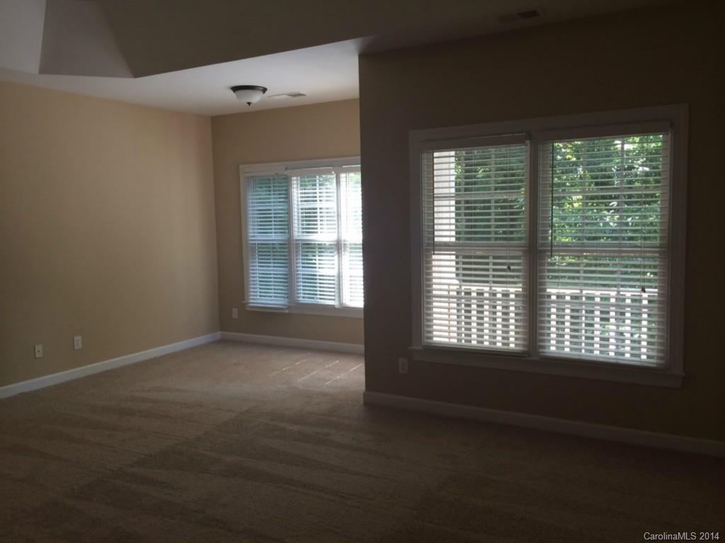 Highland Creek - Residential