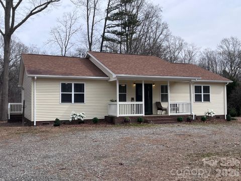 Photo of 211 Honeycutt Road, Troutman, NC 28166 (MLS # 4347024)