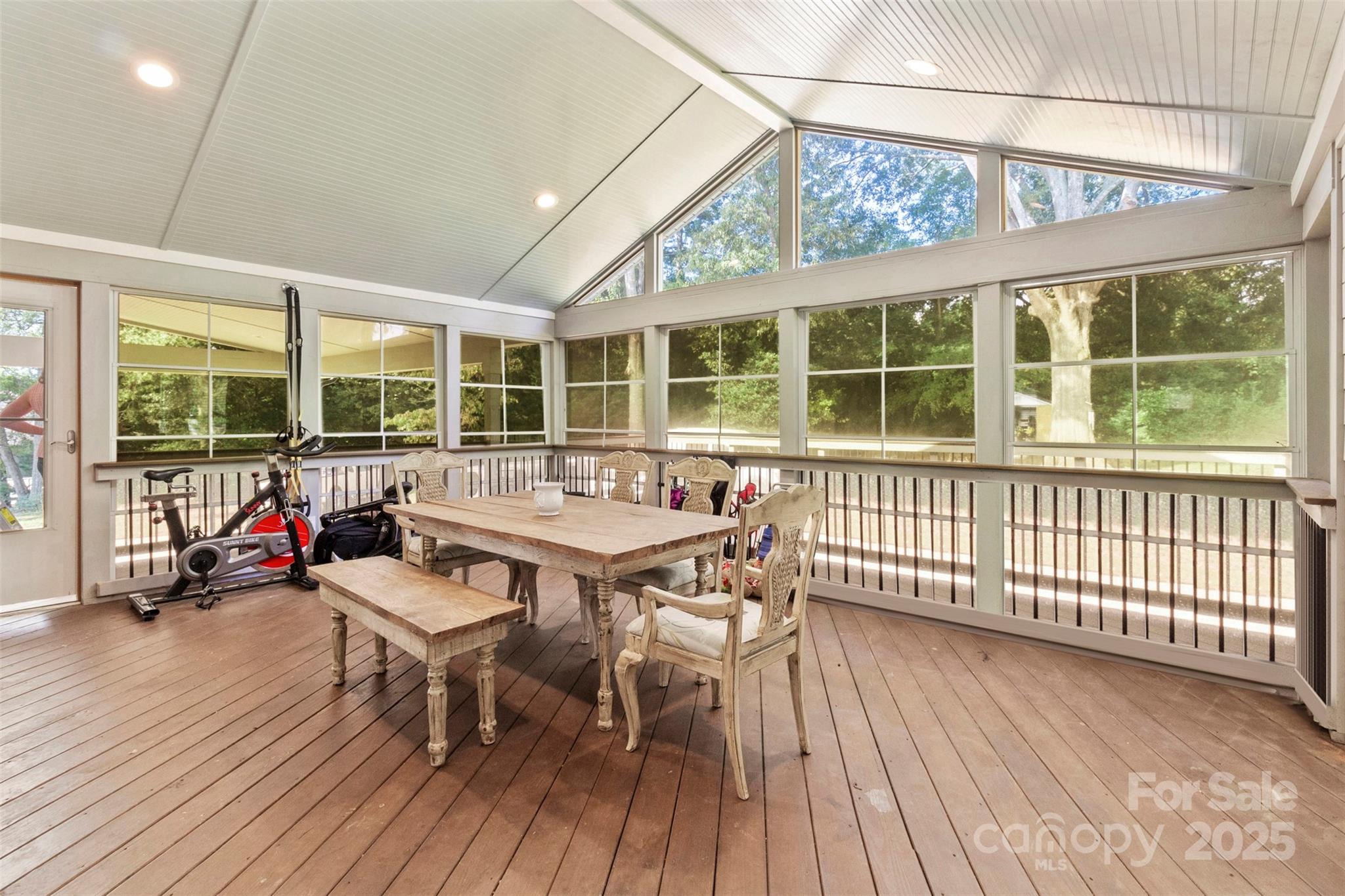 Kanawha Hill - Residential