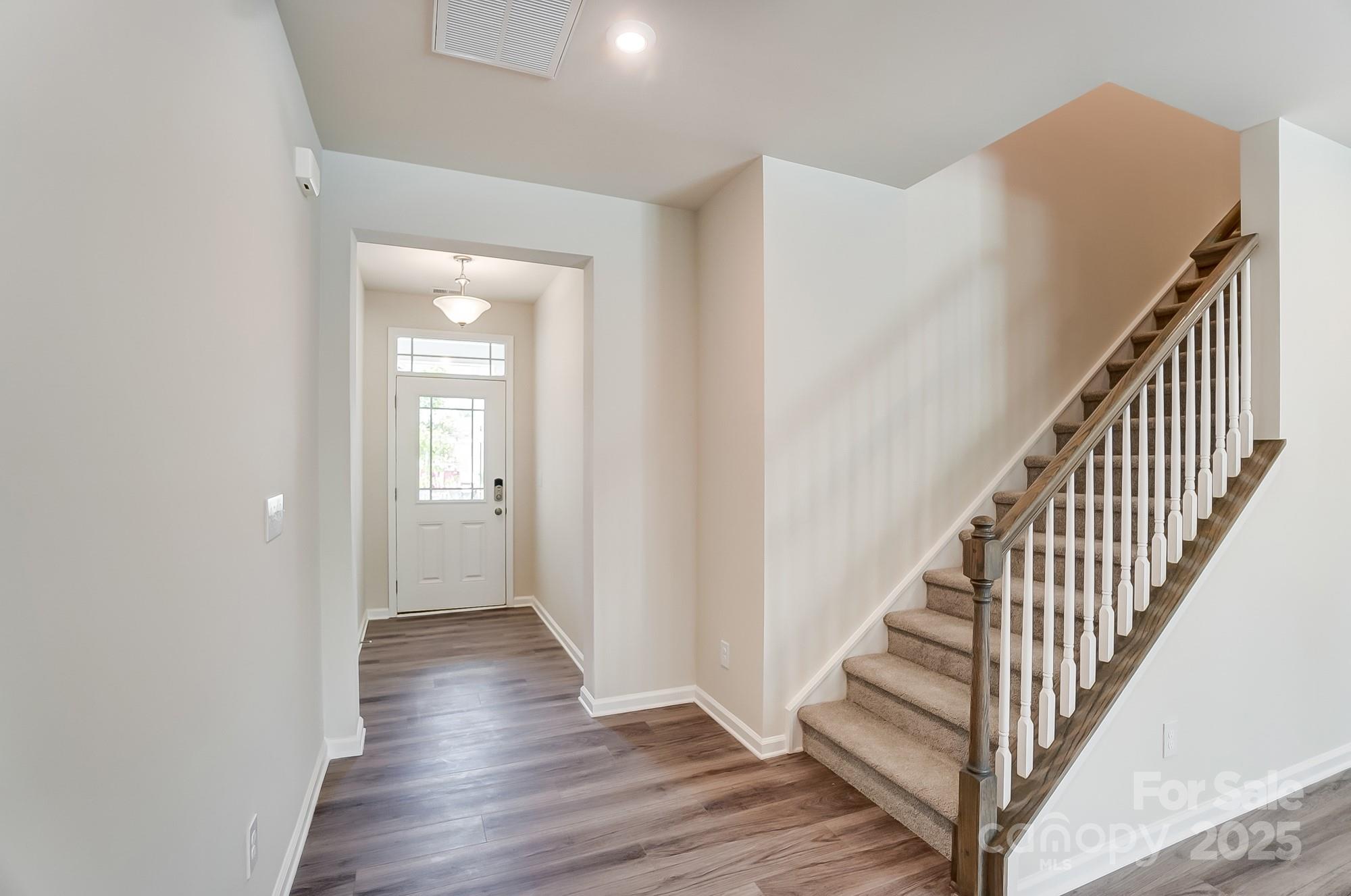 14726 Tamarack Drive