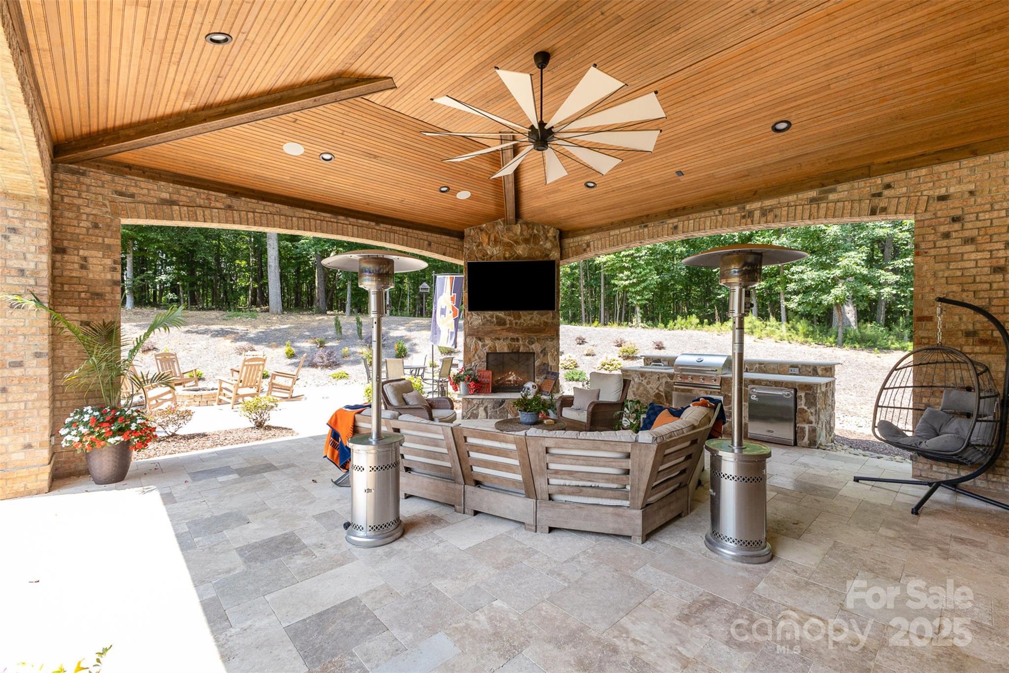 4005 Capullo Court